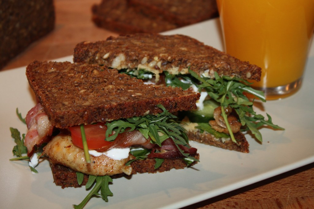 Rugbrød club sandwich