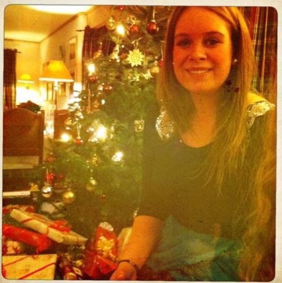 408590_10150456388848645_795588941_n