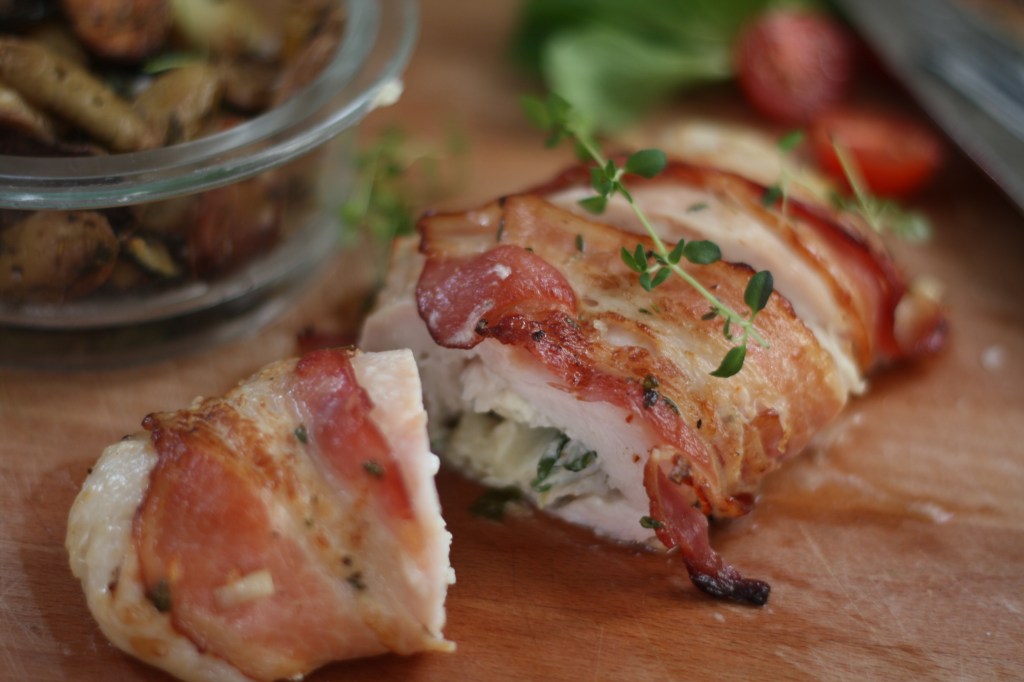 Kylling fylt med urter og&nbsp;bacon